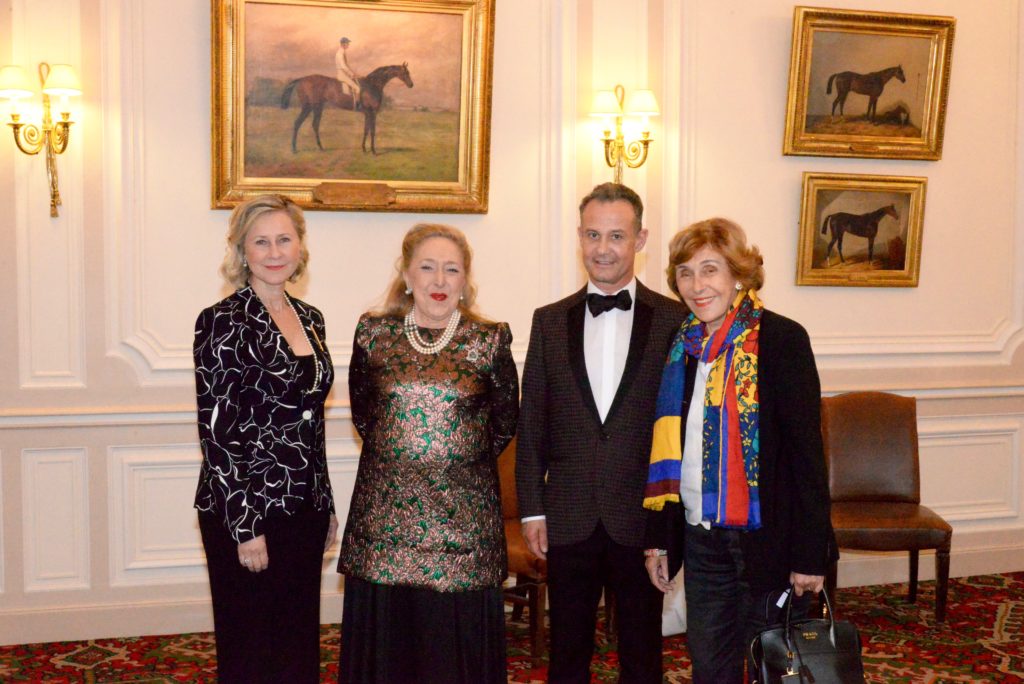 Armelle CEGLEC – Isabelle MAEGHT- Francis BAILLET – Madame la ministre Édith CRESSON Armelle CEGLEC - Isabelle MAEGHT- Francis BAILLET - Édith CRESSON, ancien Premier Ministre