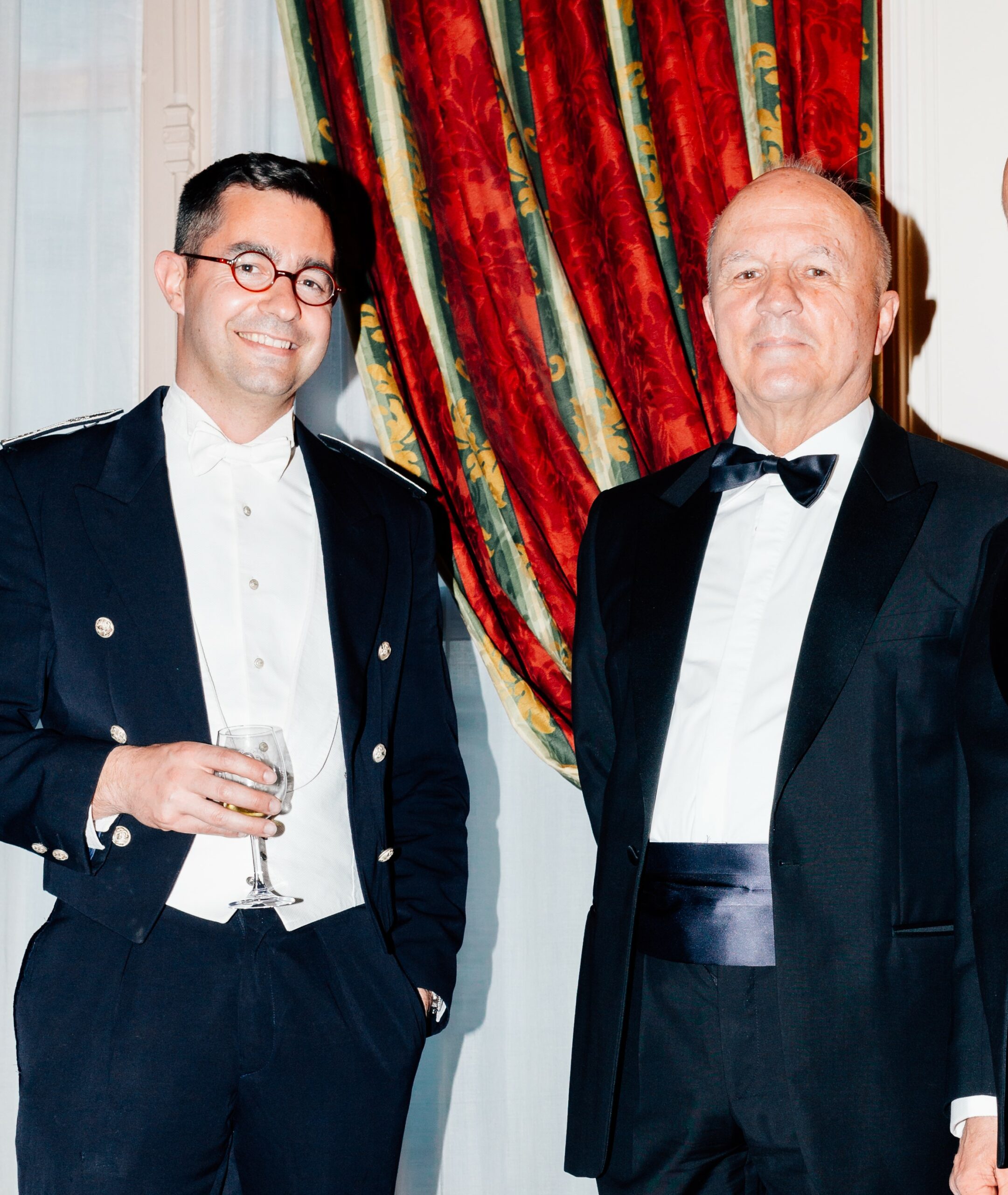 Le Commandant Vincent Sauvestre, Le Général d’armée Jean-Louis Georgelin Le Commandant Vincent Sauvestre, Le Général d’armée Jean-Louis Georgelin