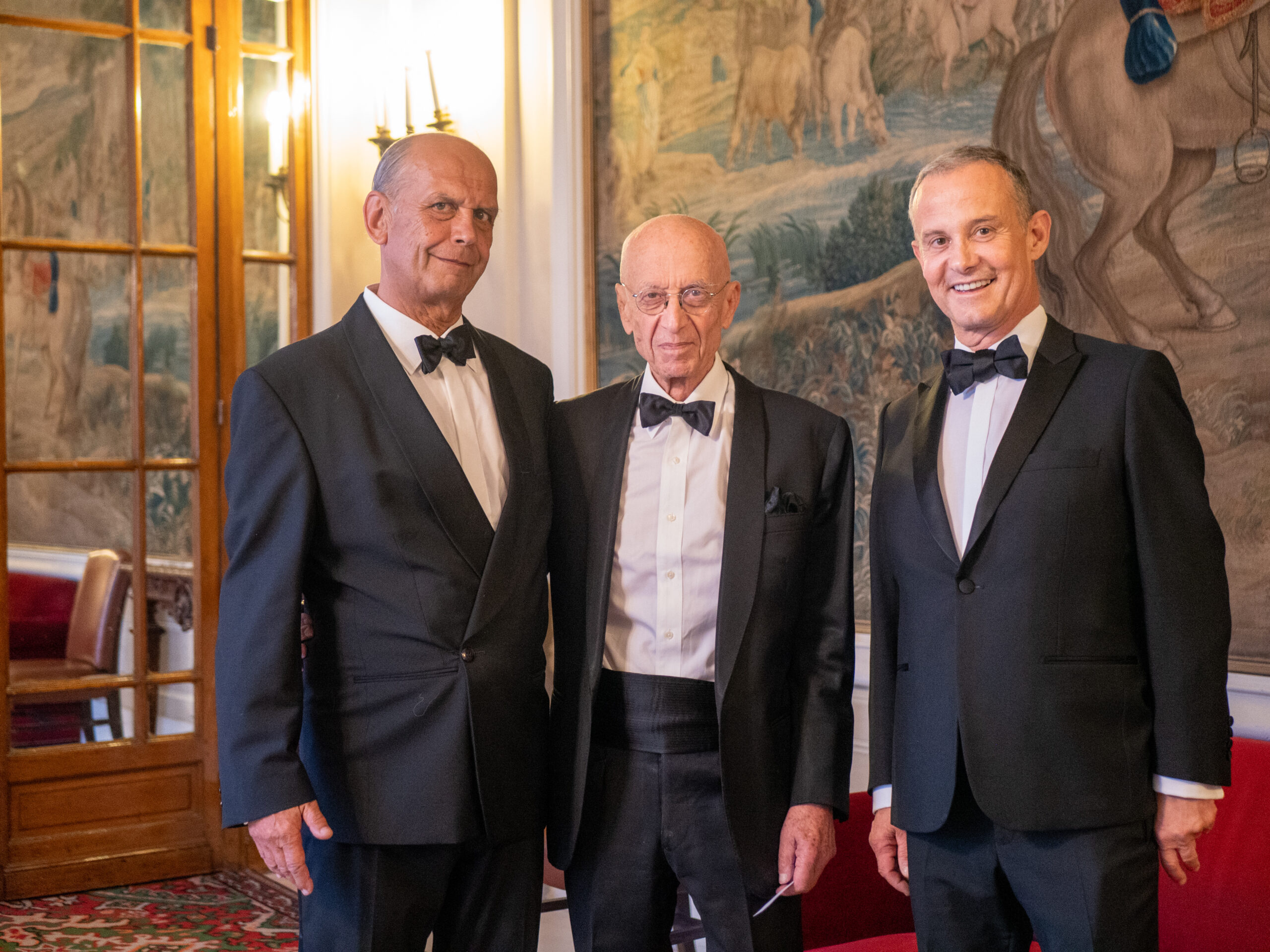 Vladimir Fédéroski – Maître François Gibault – Maître Francis Baillet Vladimir Fédéroski - Maître François Gibault - Maître Francis Baillet
