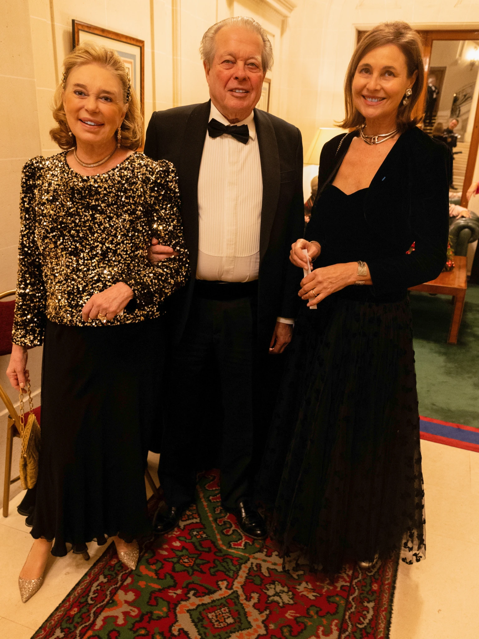 Le Prince et le Princesse Michel d’Orléans - L’écrivaine Nelly Alard 