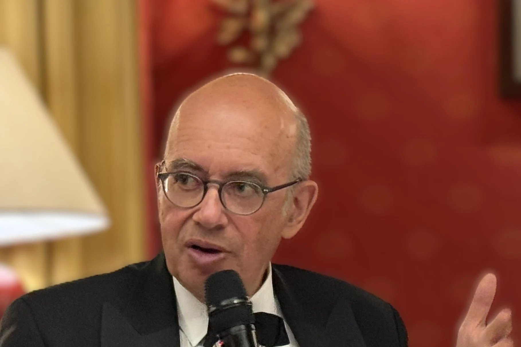 L’ambassadeur de France Pierre LÉVY
